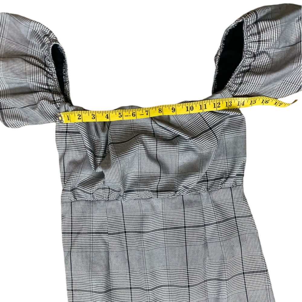 Honey Punch Off the Shoulders Houndstooth Mini Dress with Back Lace-Up NWT - Picture 6 of 11